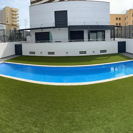 Maravillosa Casa En Con Piscina